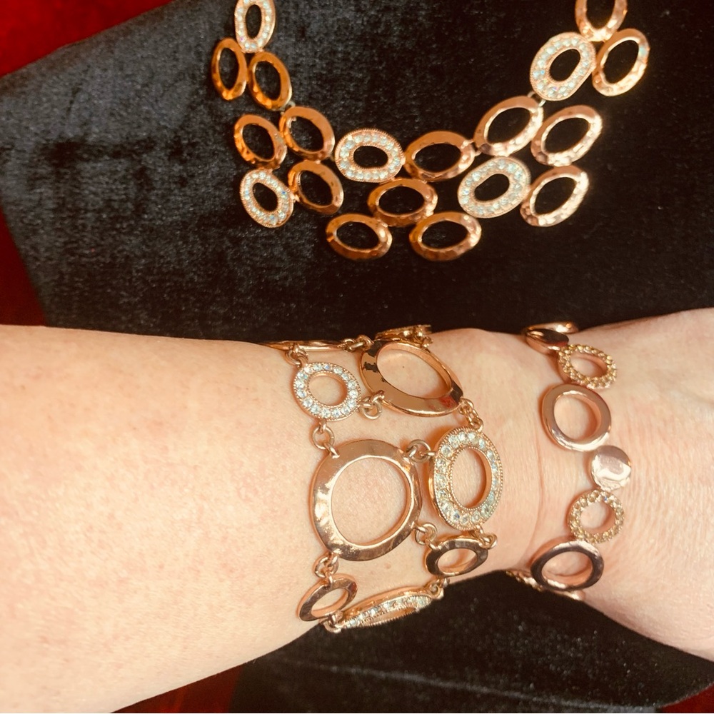 Rose Gold tone bling ✨necklace w/ 2 matching bracelets